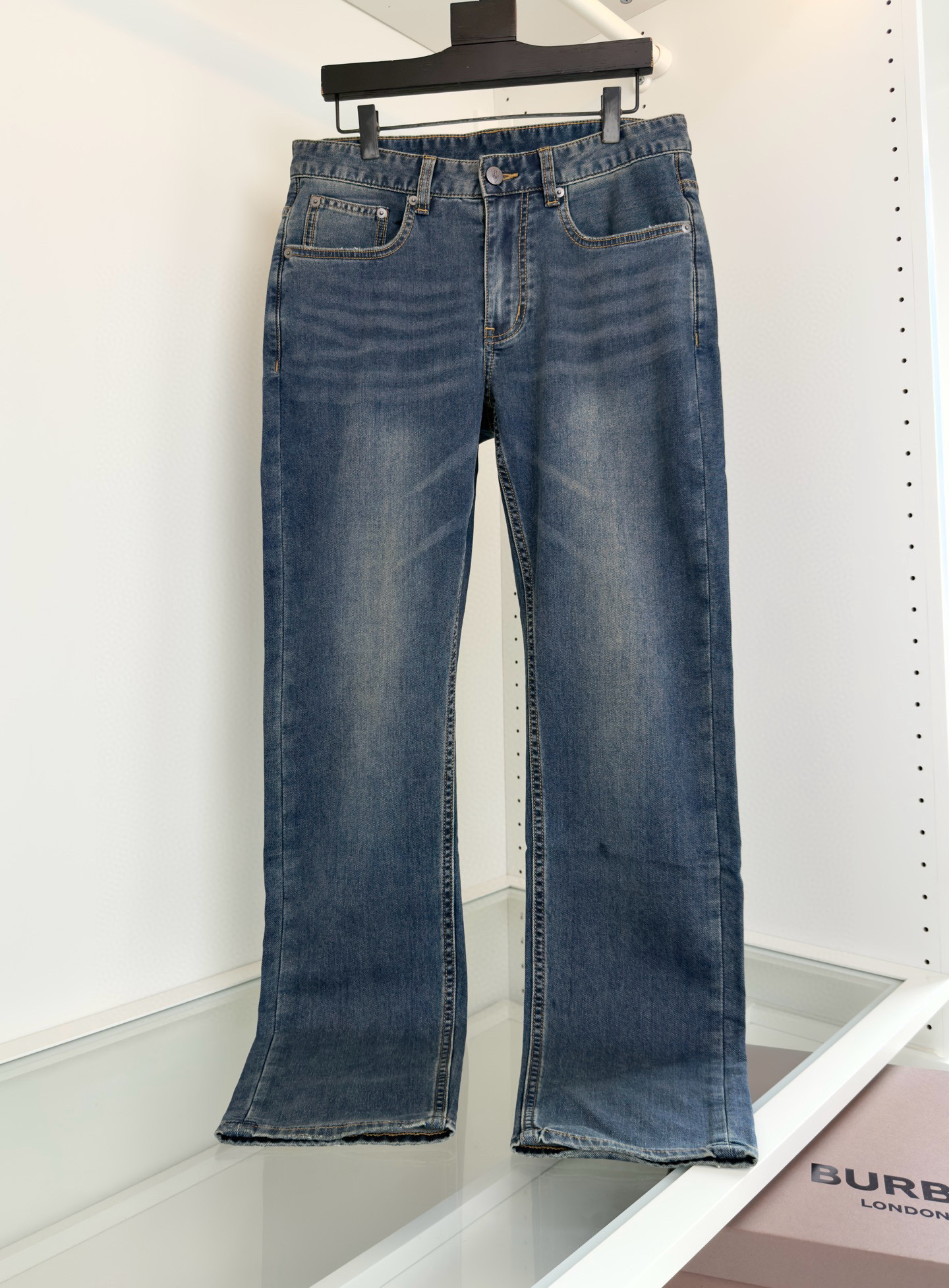 [홍콩명품.BURBERRY]버버리 2025 남성용 청바지 BU1243 YB  홍콩명품의류,구매대행,온라인명품