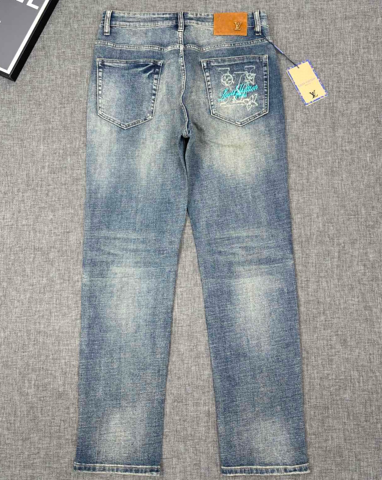 [홍콩명품.LOUIS VUITTON] 루이비통 2025 남성용 청바지 LV1868 YB 홍콩명품의류,구매대행,온라인명품