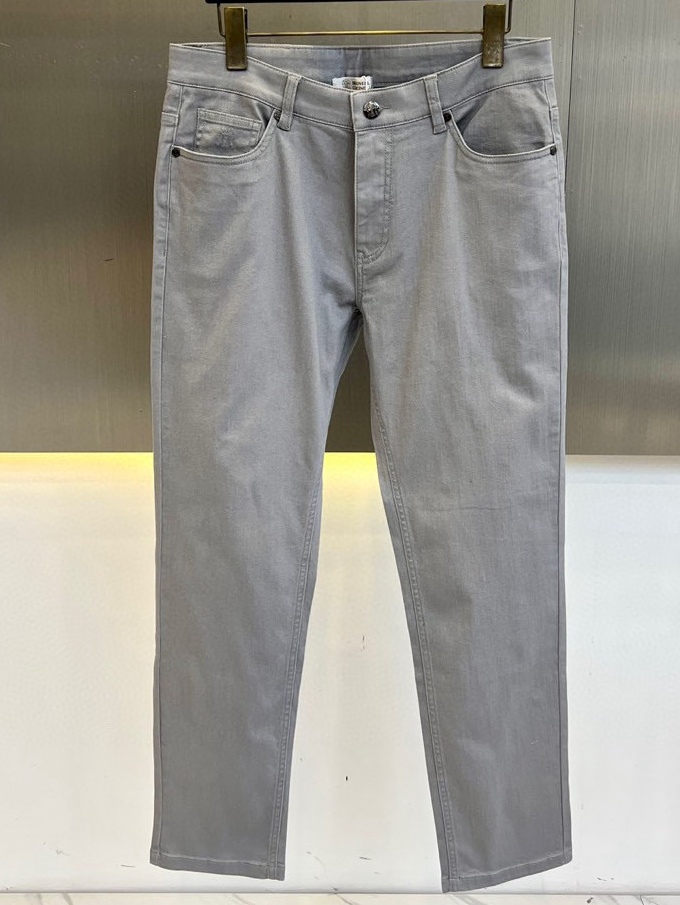 [홍콩명품.BRUNELLO CUCINELLI]브루넬로 쿠치넬리 2025 남성용 청바지 BL1195 PD 홍콩명품의류,구매대행,온라인명품