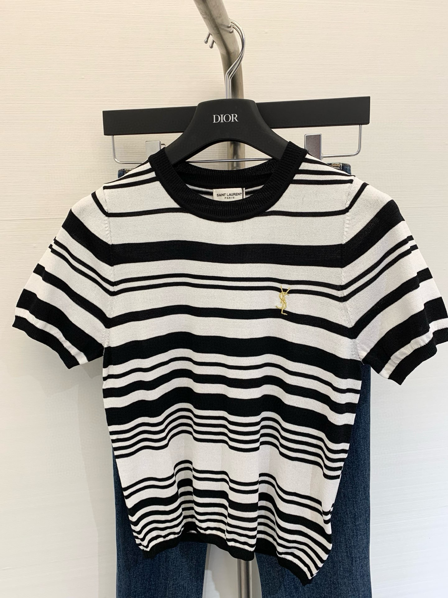 [홍콩명품 SAINT LAURENT] 생로랑 2025 여성용 반팔 WA5742 TT  홍콩명품의류,구매대행,온라인명품