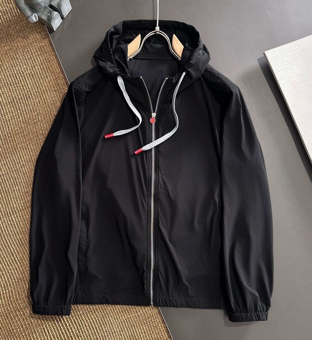 [홍콩명품.KITON] 키톤 2025 남성용 바람막이 자켓 GT137 PD 홍콩명품의류,구매대행,온라인명품