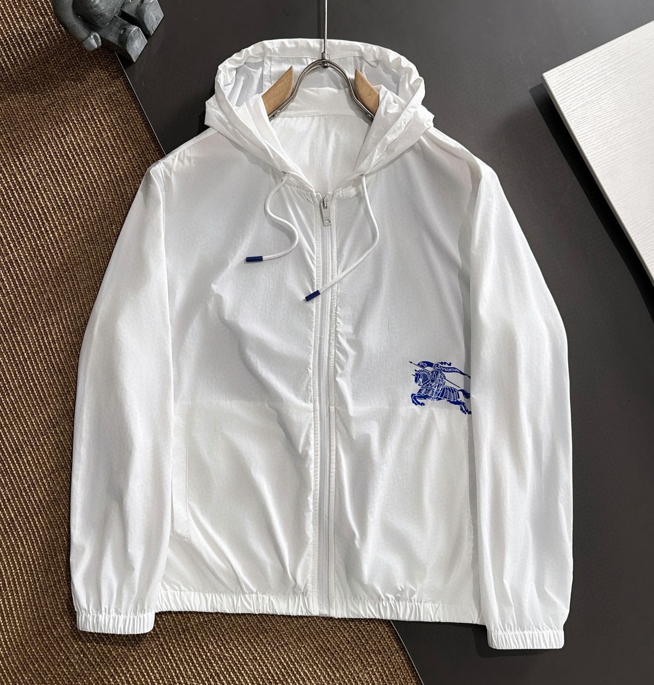 [홍콩명품.BURBERRY] 버버리 2025 남성용 바람막이 자켓 BU1279 PD 홍콩명품의류,구매대행,온라인명품