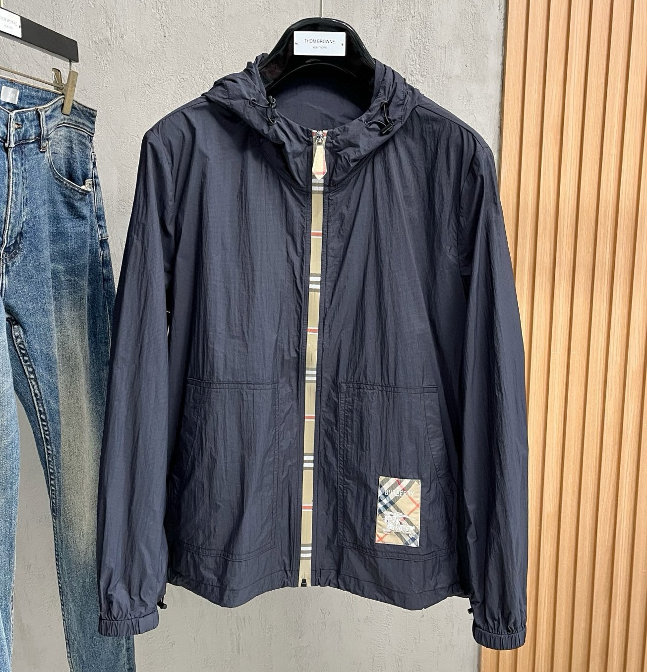 [홍콩명품.BURBERRY] 버버리 2025 남성용 바람막이 자켓 BU1281 PD 홍콩명품의류,구매대행,온라인명품