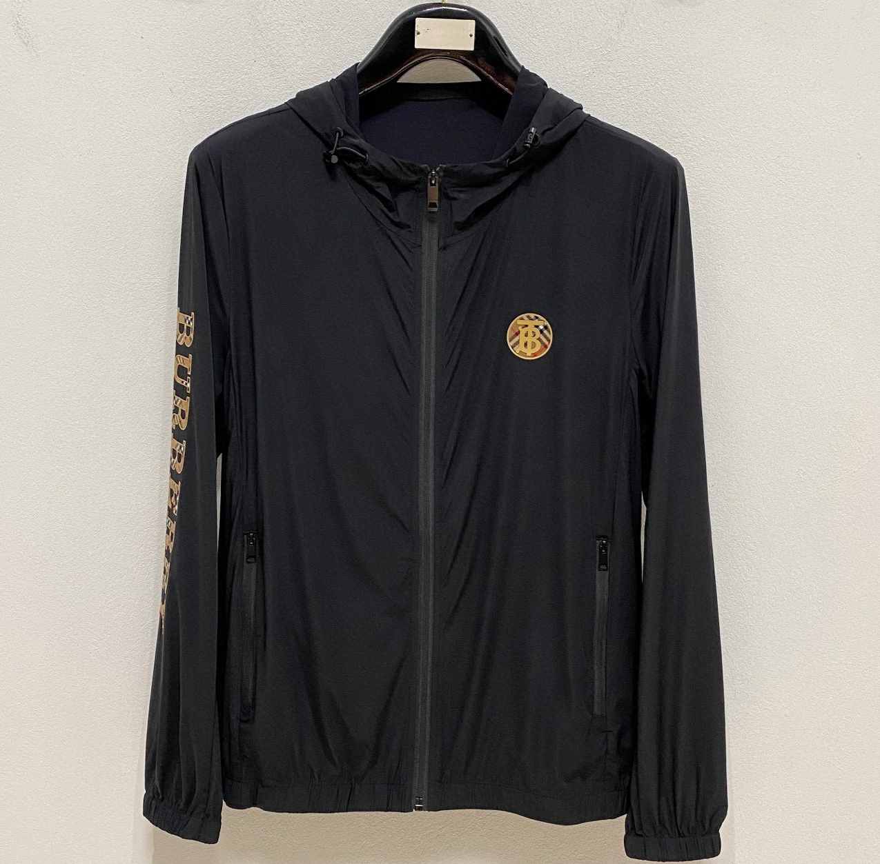 [홍콩명품.BURBERRY] 버버리 2025 남성용 바람막이 자켓 BU1284 PD 홍콩명품의류,구매대행,온라인명품