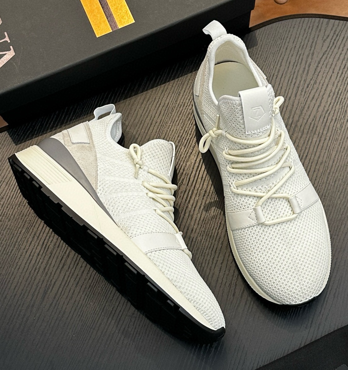 [ 홍콩명품.ZEGNA ]  제냐 2025 남성용 스니커즈 ZN066 SH-E 홍콩명품의류,구매대행,온라인명품