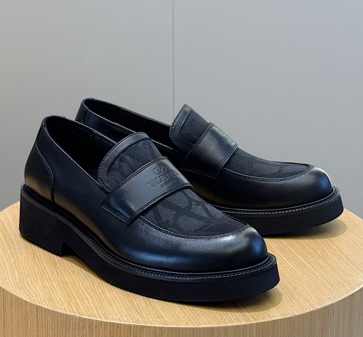 [홍콩명품.VALENTINO]발렌티노 2025 남성용 로퍼 VT232 SH-E 홍콩명품의류,구매대행,온라인명품