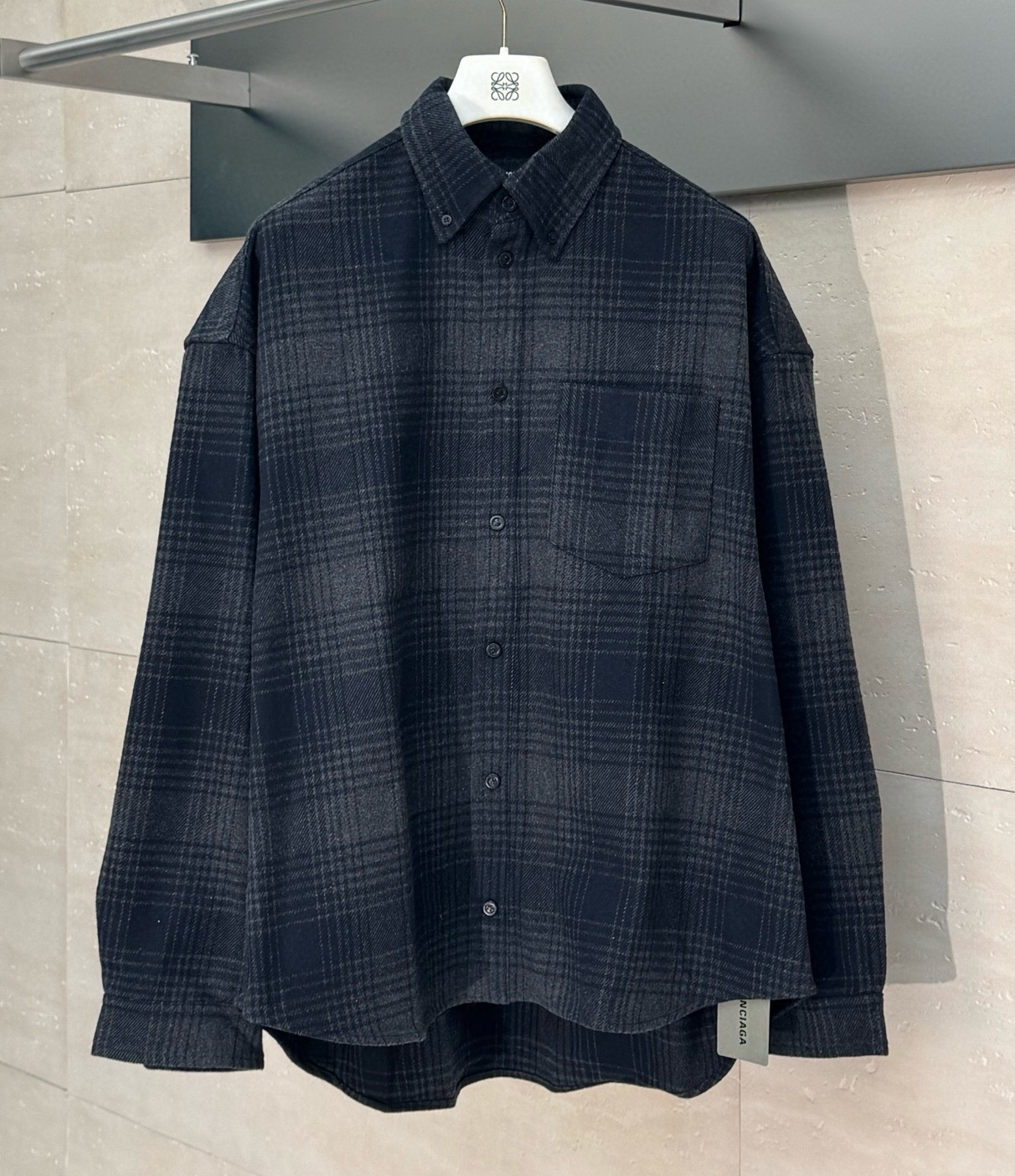 [홍콩명품.BALENCIAGA] 발렌시아가 2025 남성용 자켓 BL1246 HD 홍콩명품의류,구매대행,온라인명품