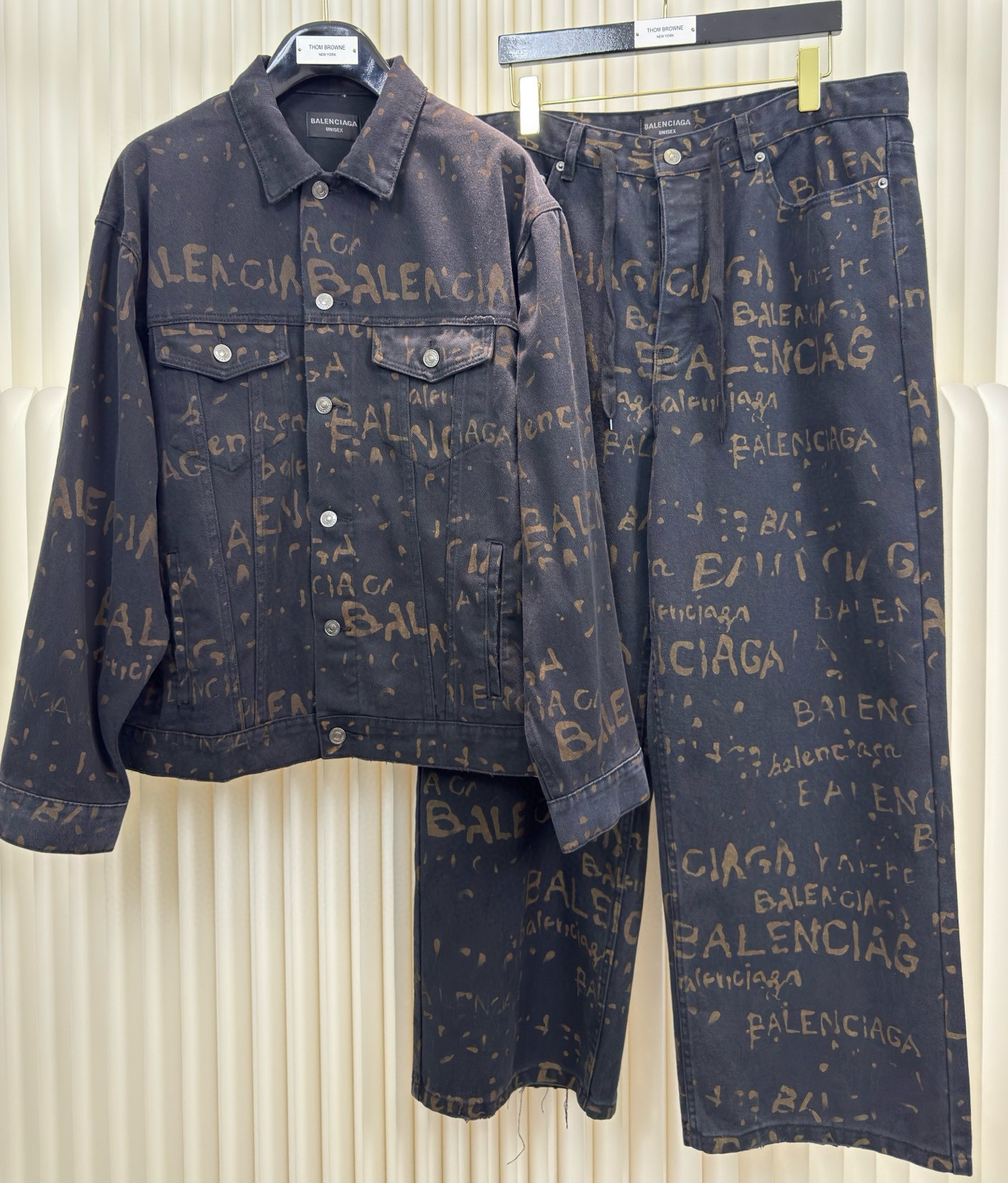 [홍콩명품.BALENCIAGA] 발렌시아가 2025 남성용 청자켓세트 BL1247 HD 홍콩명품의류,구매대행,온라인명품