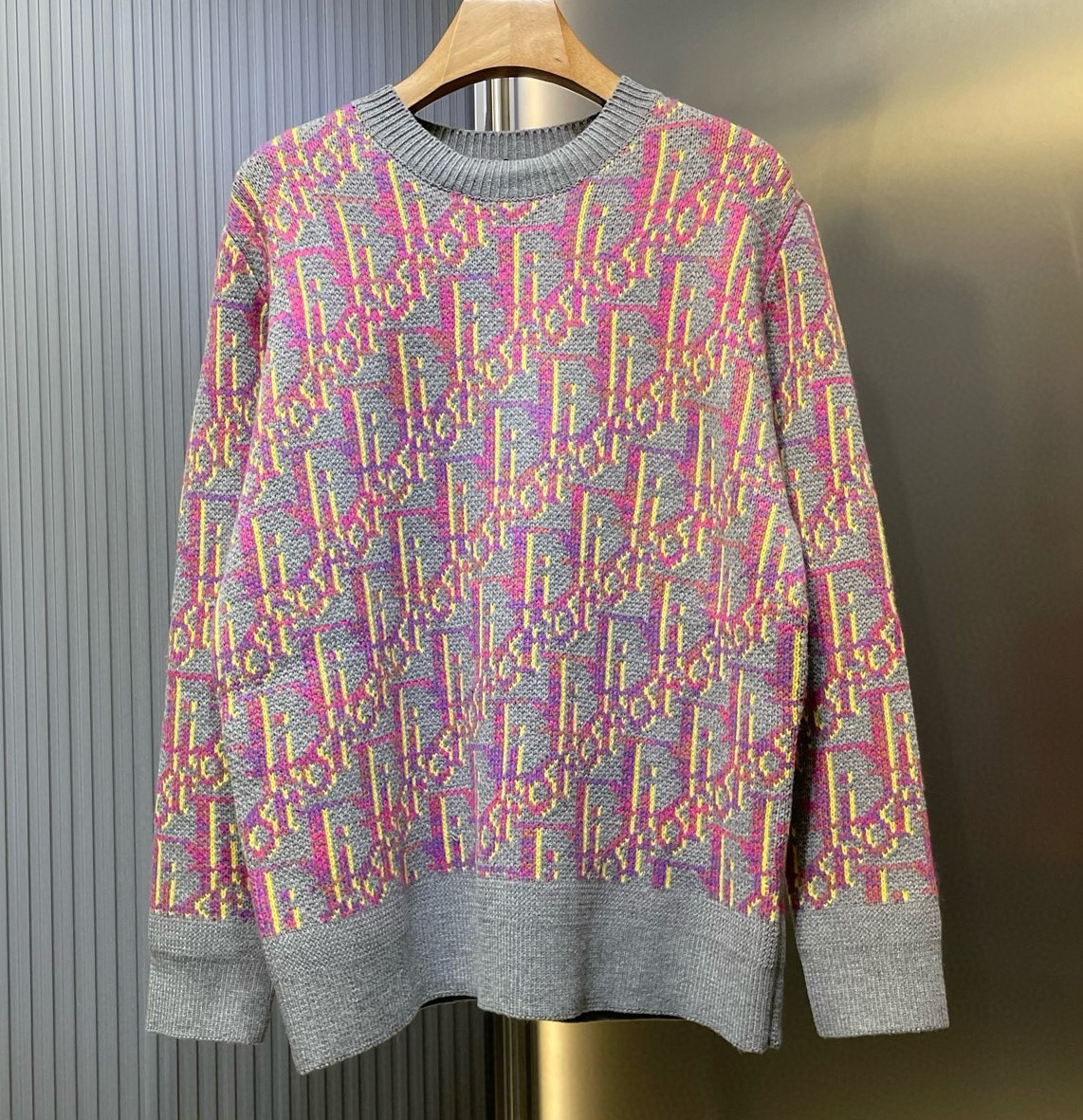 [홍콩명품.Christian Dior] 크리스챤 디올 2025 남성용 울 풀오버 CD920 YB 홍콩명품의류,구매대행,온라인명품