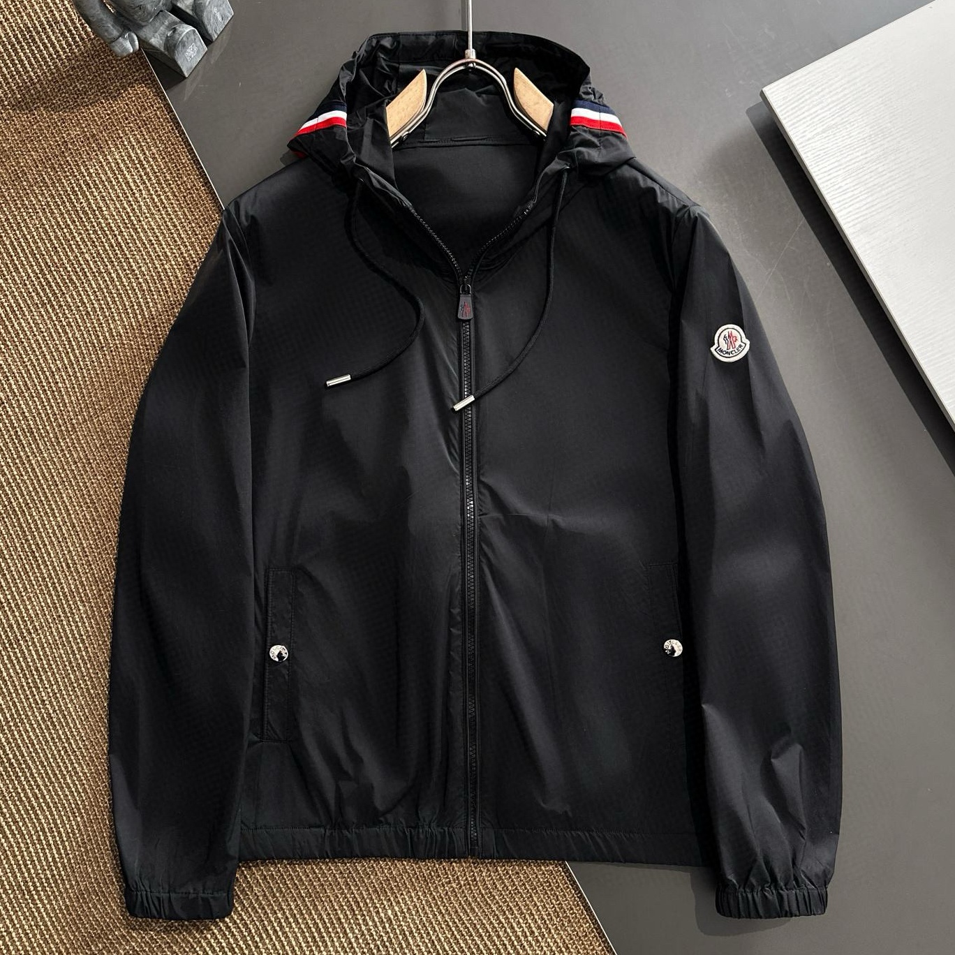 [홍콩명품.MONCLER] 몽클레어 2025 남성용 바람막이 자켓 MQ1322 PD 홍콩명품의류,구매대행,온라인명품