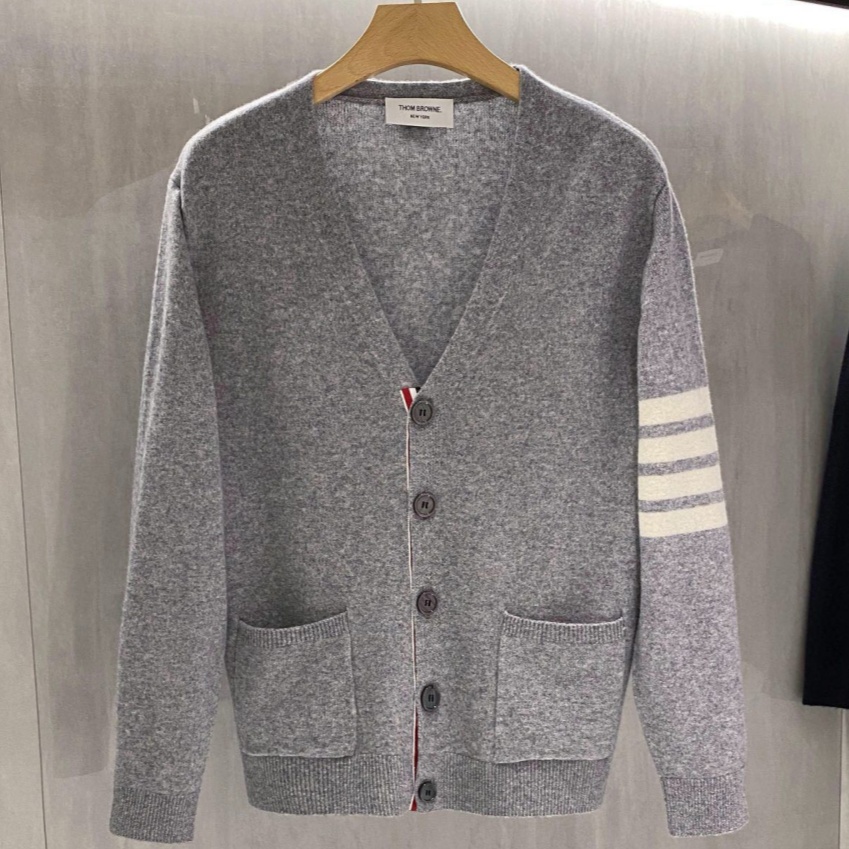 [홍콩명품.THOM BROWNE ] 톰 브라운 2025 남성용 울 가디건 TB1273 YB 홍콩명품의류,구매대행,온라인명품