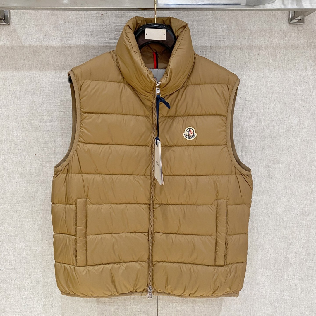 [홍콩명품.MONCLER] 몽클레어 2025 남성용 덕다운 패딩조끼 MQ1357 YB 홍콩명품의류,구매대행,온라인명품