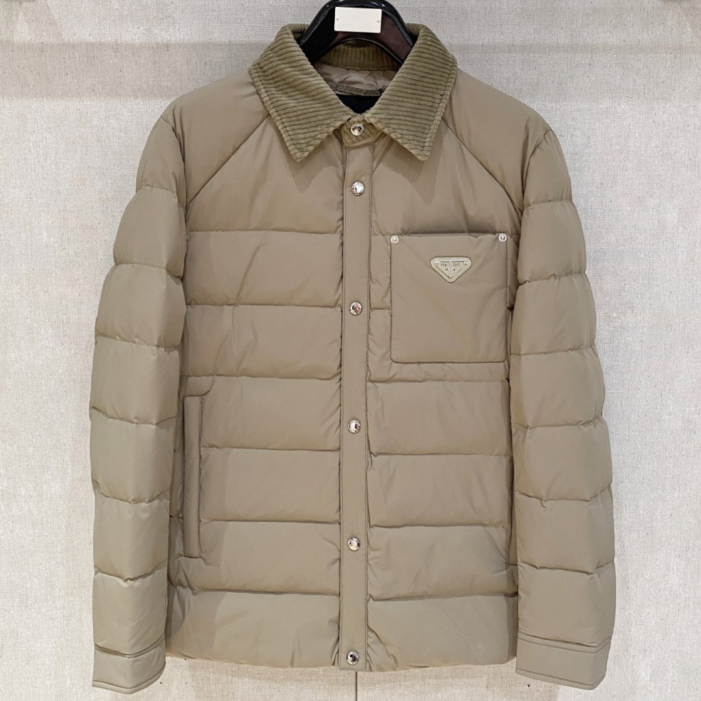 [홍콩명품.PRADA] 프라다 2025 남성용 덕다운 패딩 PD1469 HD 홍콩명품의류,구매대행,온라인명품