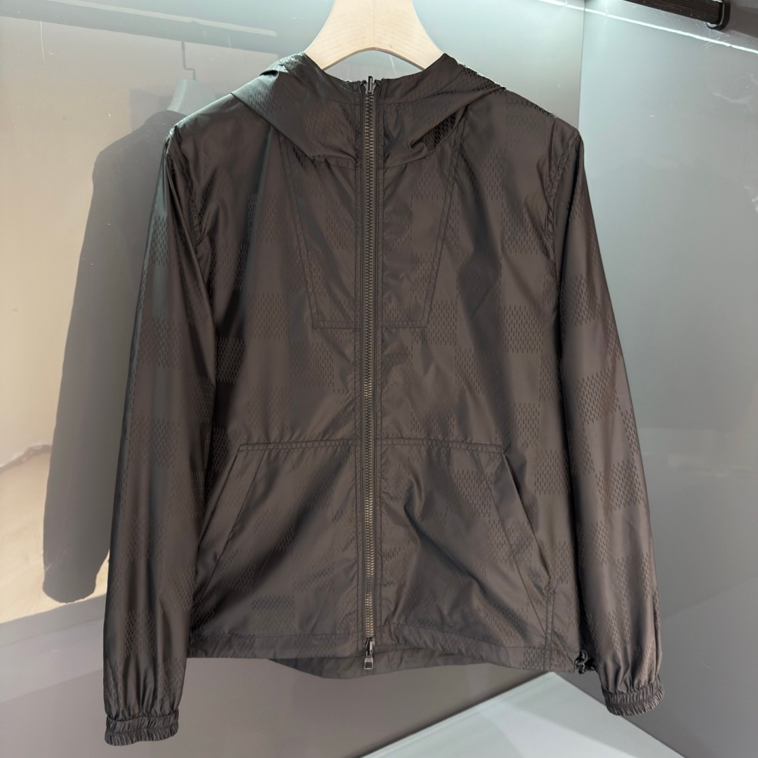 [홍콩명품.LOUIS VUITTON] 루이비통 2025 남성용  후드자켓 LV2161 HD 홍콩명품의류,구매대행,온라인명품