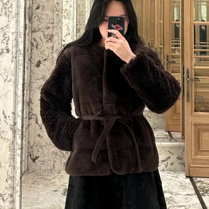 [홍콩명품.MONCLER] 몽클레어 2025 여성용 푸들퍼 패딩코트 WA5860 JS 홍콩명품의류,구매대행,온라인명품