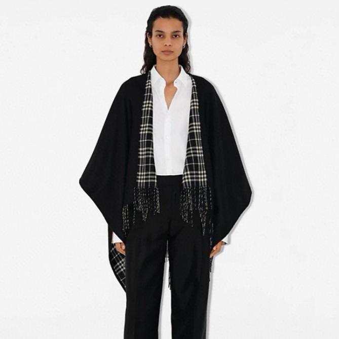 [홍콩명품.BURBERRY] 버버리   2025 여성 울 망토 WA5959 JS 홍콩명품의류,구매대행,온라인명품