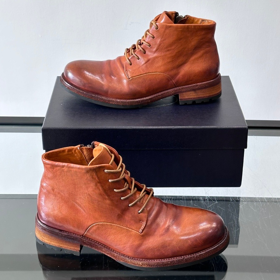 [홍콩명품.PRADA] 프라다 2025 남성용 앵글부츠 PD565 SH-E 홍콩명품의류,구매대행,온라인명품