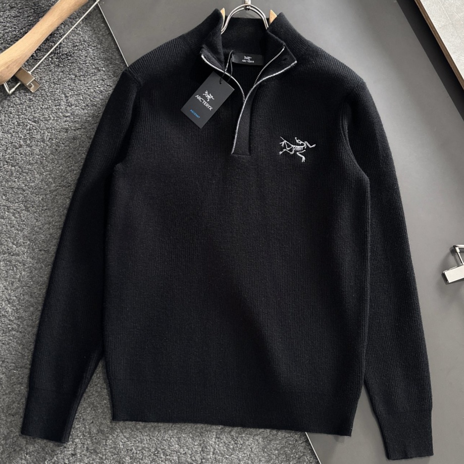 [홍콩명품]아크테릭스 2025 남성용 니트 풀오버 AT149 YB 홍콩명품의류,구매대행,온라인명품