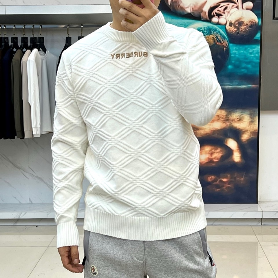 [홍콩명품.BURBERRY] 버버리 2025 남성용 니트 풀오버 BU1375 PD 홍콩명품의류,구매대행,온라인명품