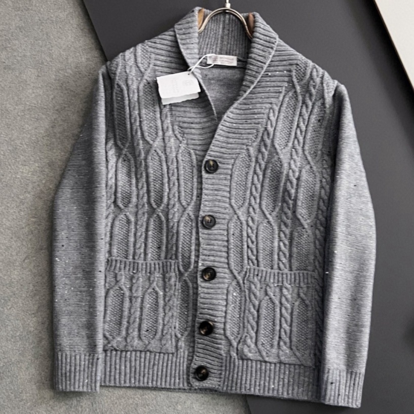 [홍콩명품.BRUNELLO CUCINELLI]브루넬로 쿠치넬리 2025 남성용 니트가디건 BL1321 HD 홍콩명품의류,구매대행,온라인명품