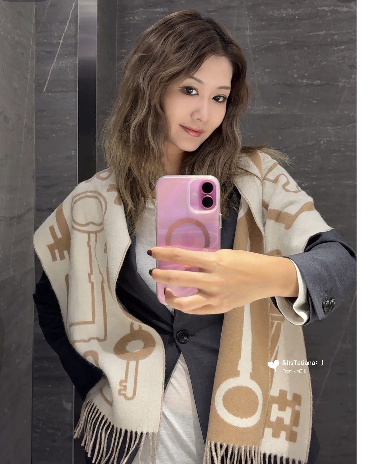 [홍콩명품.HERMES] 에르메스 2025 남여공용 캐시미어 스카프 SN1061 SG1 홍콩명품의류,구매대행,온라인명품