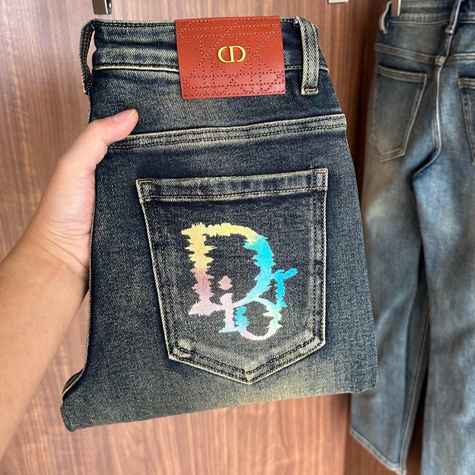 [홍콩명품.Christian Dior]크리스챤 디올 2025 남성용 청바지 CD1389 PD 홍콩명품의류,구매대행,온라인명품