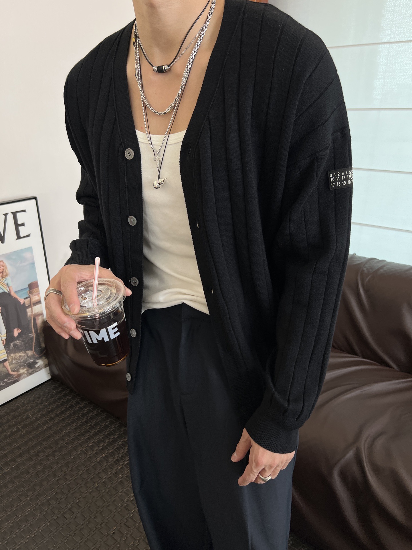 [홍콩명품.MAISON MARGIELA] 메종마르지엘라 2025 남성용 니트 가디건 MM101 HD 홍콩명품의류,구매대행,온라인명품