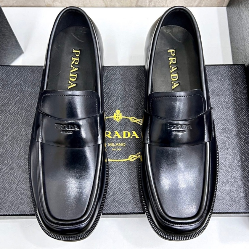 [홍콩명품.PRADA] 프라다 2026 남성용 로퍼 PD595 SH-E 홍콩명품의류,구매대행,온라인명품