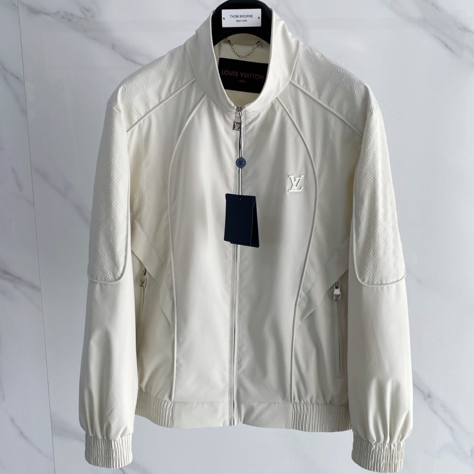 [홍콩명품.LOUIS VUITTON] 루이비통 2026 남성용 후드자켓 LV2547 HD 홍콩명품의류,구매대행,온라인명품