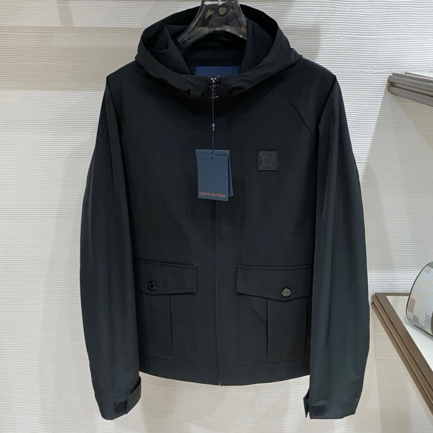 [홍콩명품.LOUIS VUITTON] 루이비통 2026 남성용 바람막이 후드자켓 LV2635 PD 홍콩명품의류,구매대행,온라인명품