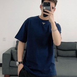 [홍콩명품.PRADA] 프라다 2026 남성용 반팔티 PD1736 PD 홍콩명품의류,구매대행,온라인명품