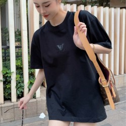 [홍콩명품.LOUIS VUITTON] 루이비통 2026 남성용 반팔티 LV2640 PD 홍콩명품의류,구매대행,온라인명품
