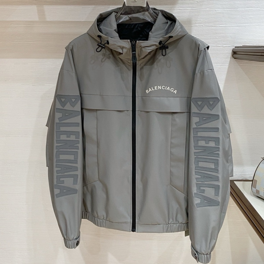 [홍콩명품.BALENCIAGA] 발렌시아가 2026 남성용 바람막이 후드자켓 BL1352 PD 홍콩명품의류,구매대행,온라인명품