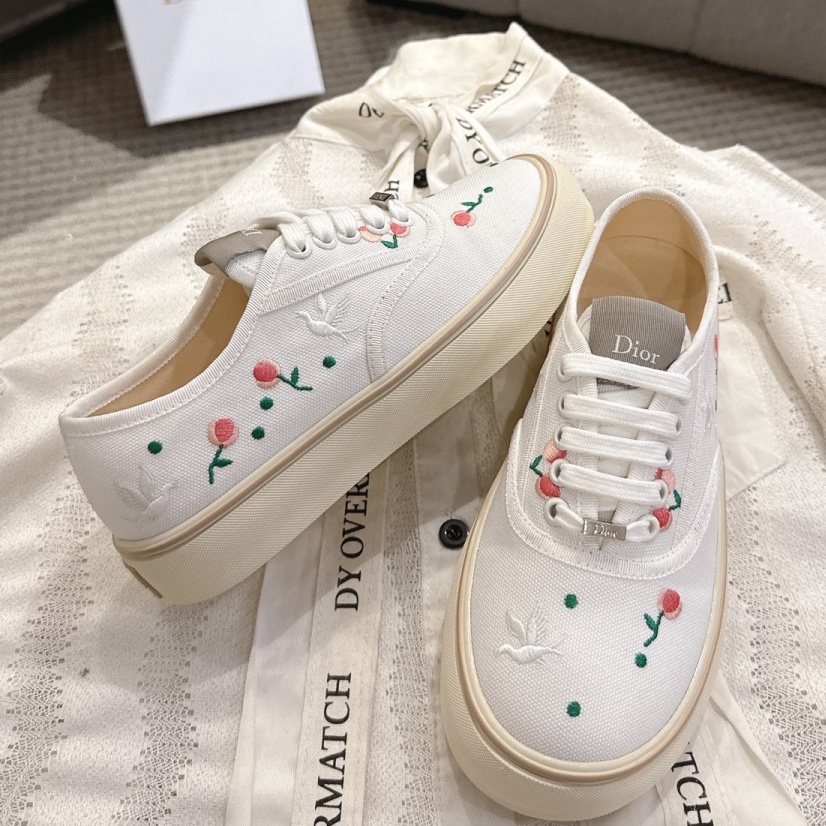 [홍콩명품.Christian Dior ] 크리스챤 디올 2026 여성용 스니커즈 운동화 WA6085 DN 홍콩명품의류,구매대행,온라인명품