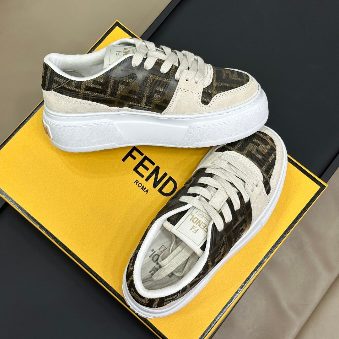 [홍콩명품,FENDI] 펜디 2026 여성용 스니커즈 운동화 WA6100 DN 홍콩명품의류,구매대행,온라인명품