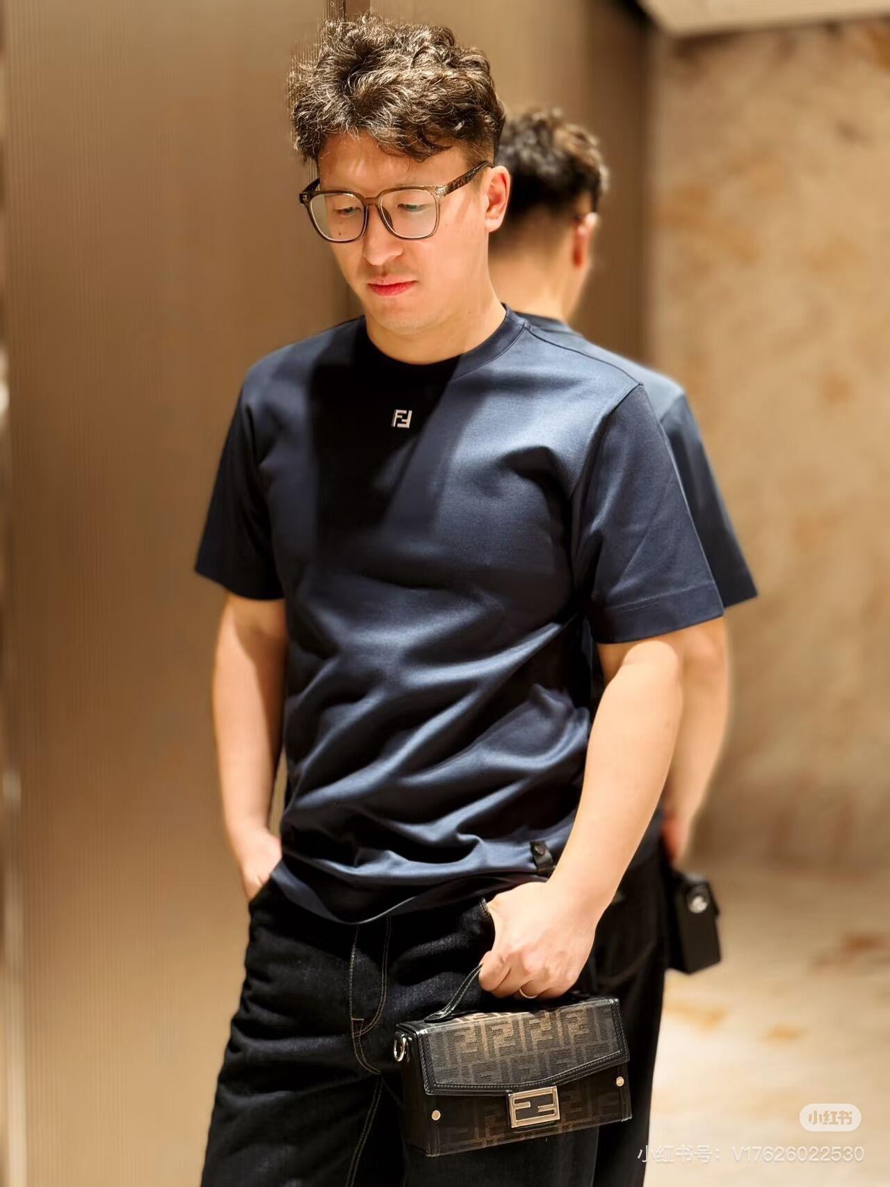 [홍콩명품,FENDI] 펜디 2026 남성용 반팔 FD719 PD 홍콩명품의류,구매대행,온라인명품