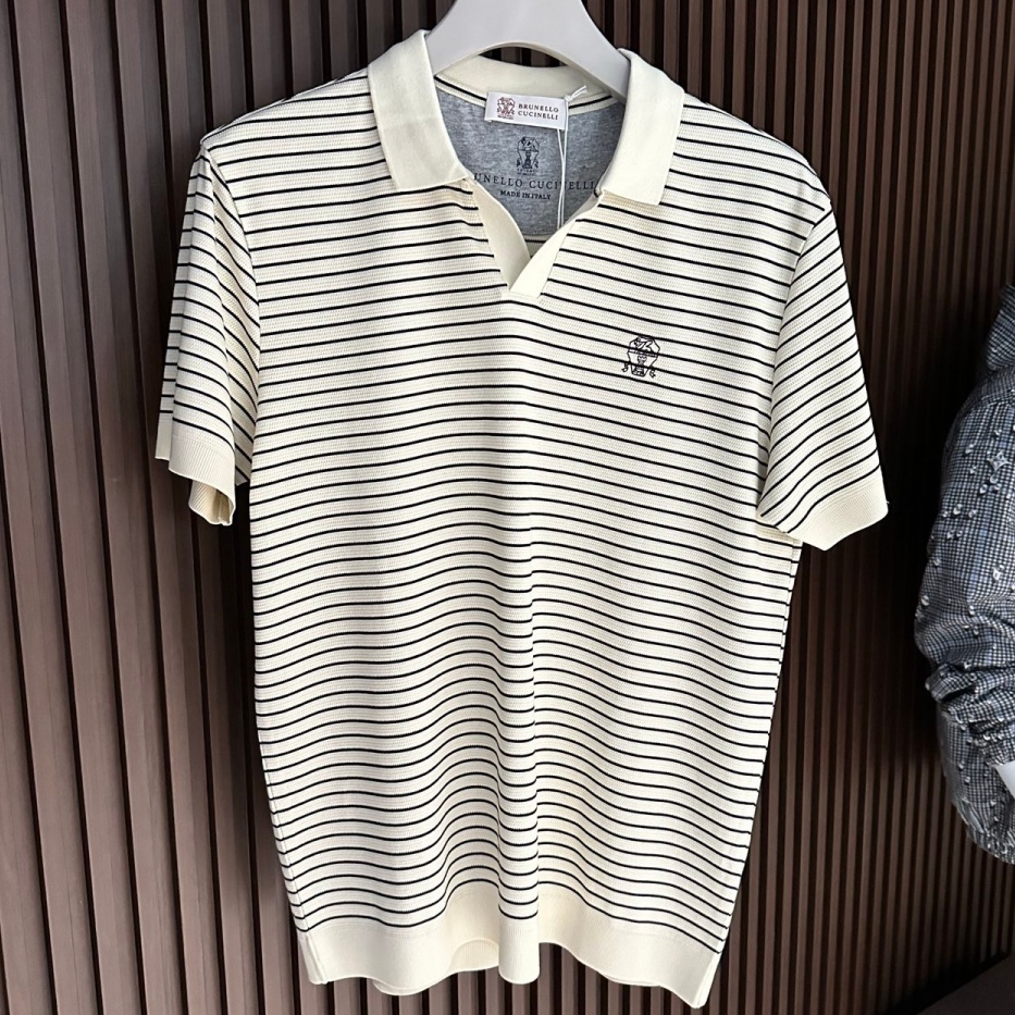 [홍콩명품.BRUNELLO CUCINELLI]브루넬로 쿠치넬리 2026 남성용 니트반팔 BL1420 PD 홍콩명품의류,구매대행,온라인명품