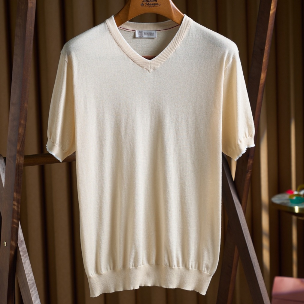 [홍콩명품.BRUNELLO CUCINELLI]브루넬로 쿠치넬리 2026 남성용 니트반팔 BL1423 PD 홍콩명품의류,구매대행,온라인명품