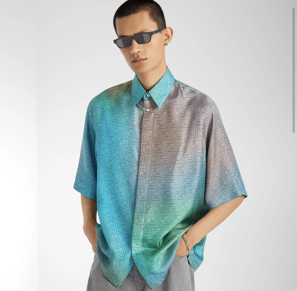 [홍콩명품.FENDI] 펜디 2026 남성용 반팔셔츠 FD729 HD 홍콩명품의류,구매대행,온라인명품