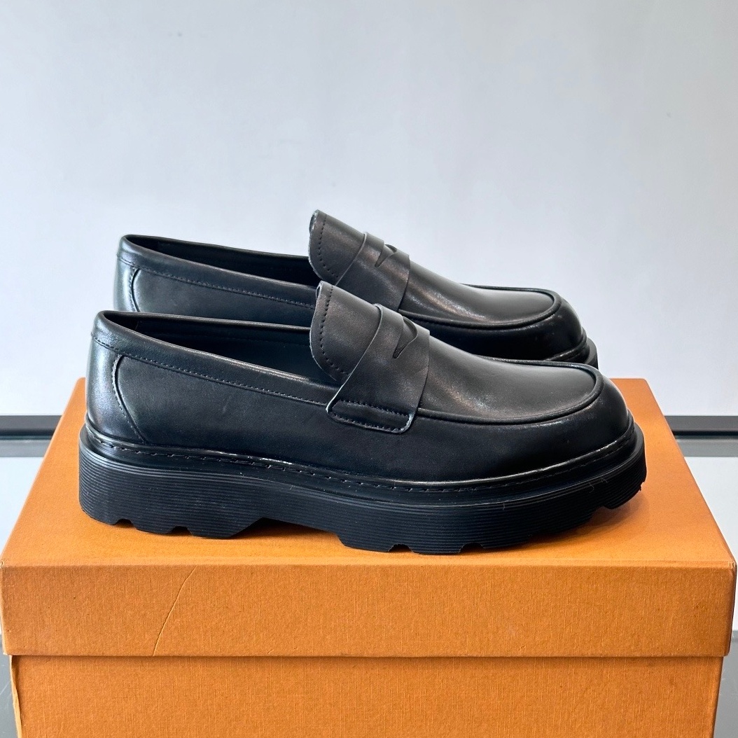 [홍콩명품.TODS] 토즈 2026 남성용 로퍼 TD064 SH-E 홍콩명품의류,구매대행,온라인명품