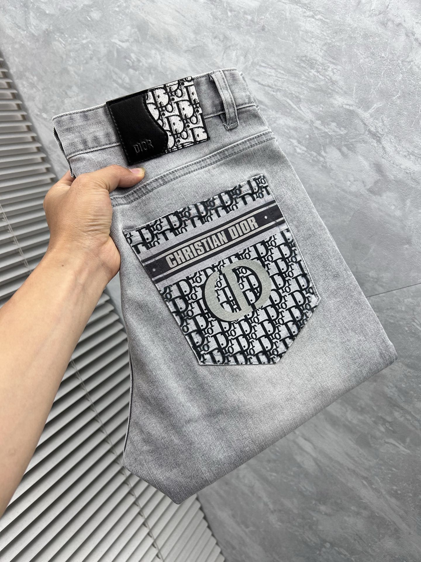 [홍콩명품.Christian Dior] 크리스챤 디올 2026 남성용 청바지 CD1653 PD 홍콩명품의류,구매대행,온라인명품