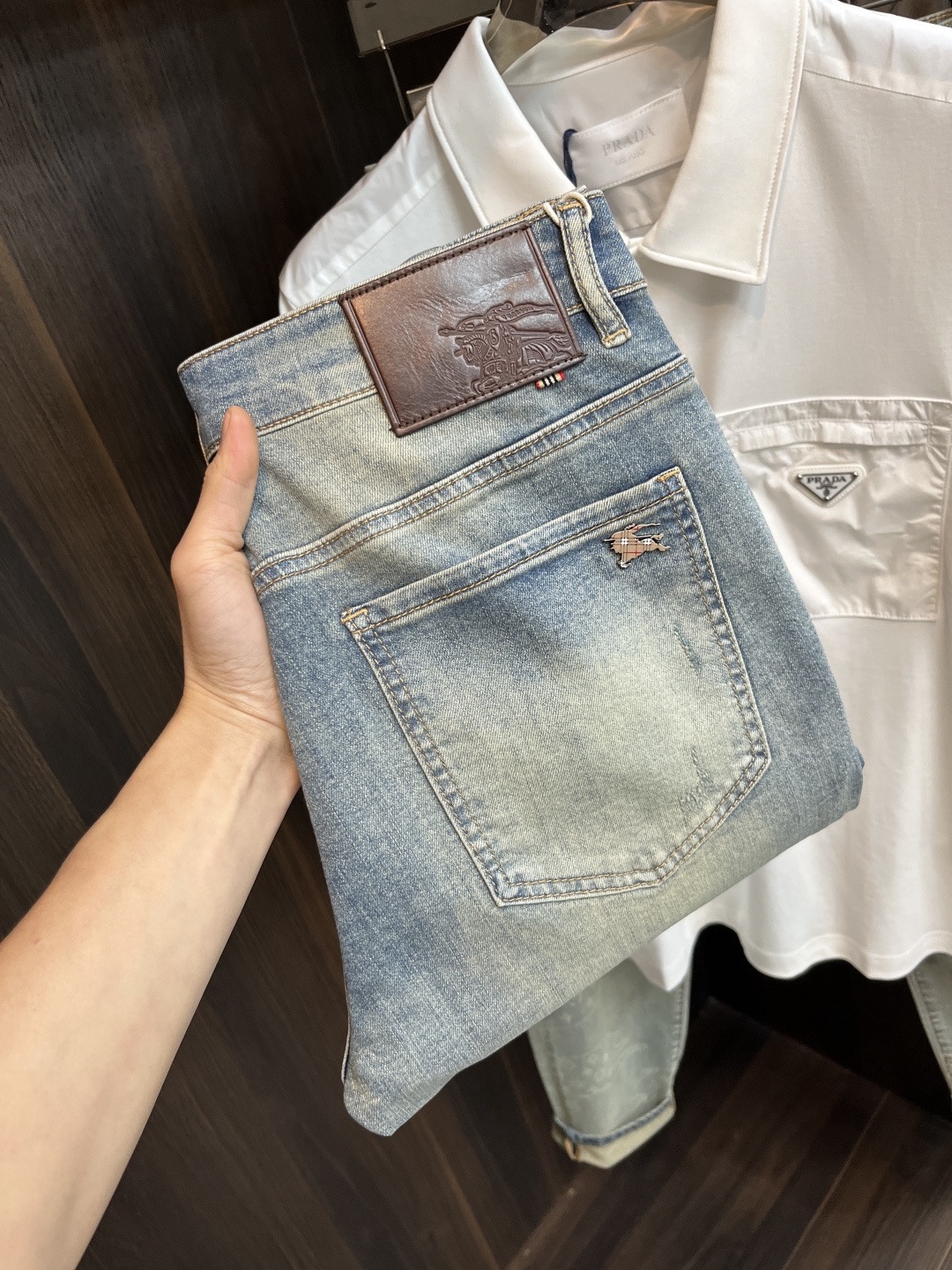 [홍콩명품.BURBERRY] 버버리 2026 남성용 청바지 BU1656 PD 홍콩명품의류,구매대행,온라인명품