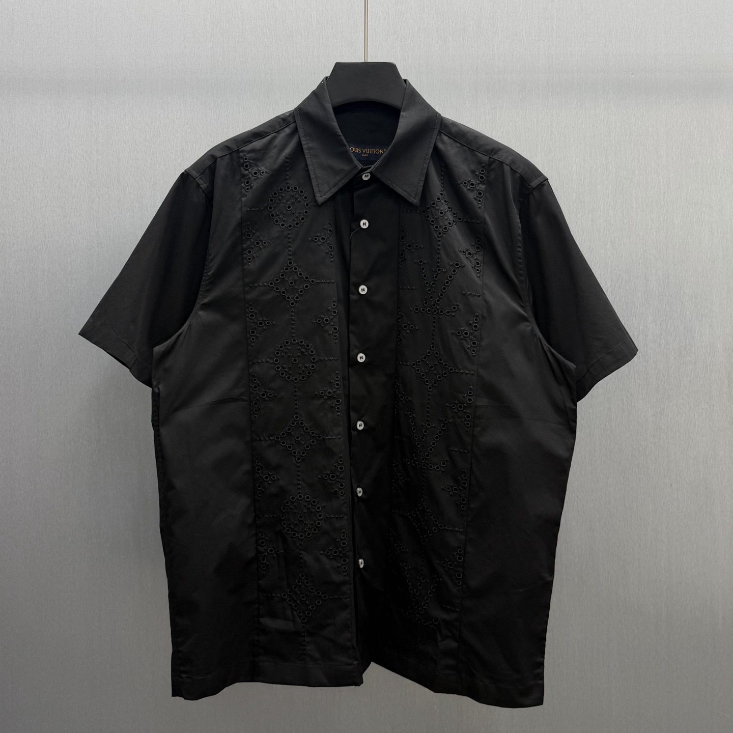 [홍콩명품.LOUIS VUITTON] 루이비통 2026 남성용 반팔셔츠 LV2815 PD 홍콩명품의류,구매대행,온라인명품