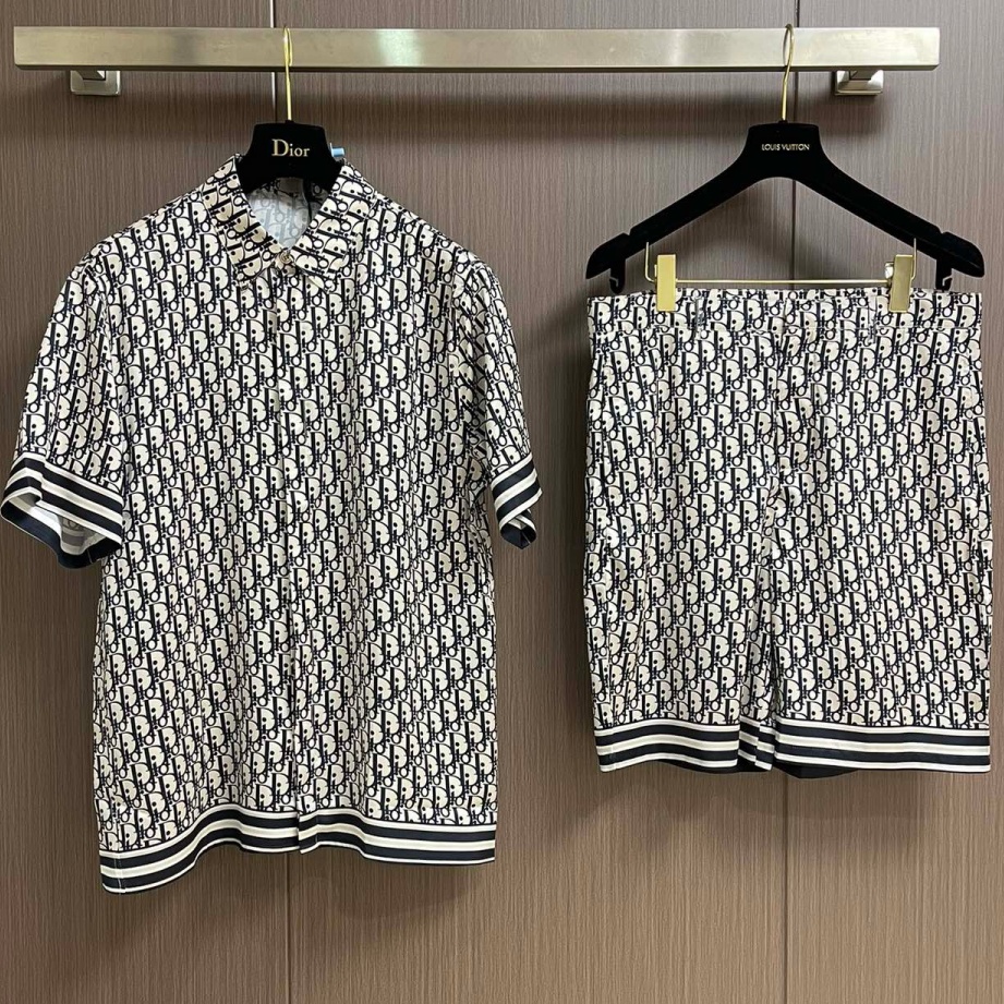 [홍콩명품.Christian Dior] 크리스챤 디올 2026 남성용 반팔셔츠세트 CD1707 PD 홍콩명품의류,구매대행,온라인명품