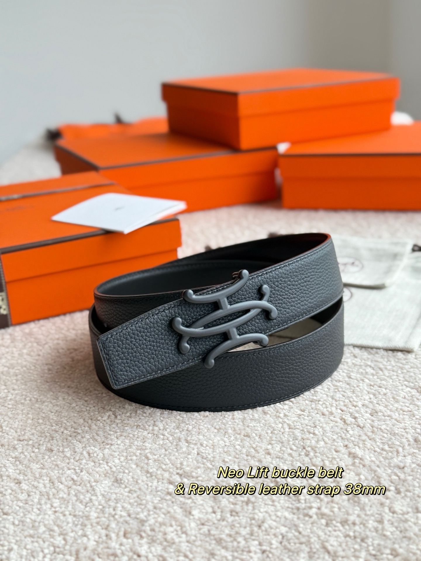 [홍콩명품.HERMES] 에르메스 2026 남성용 가죽벨트 3.8 CM HM025