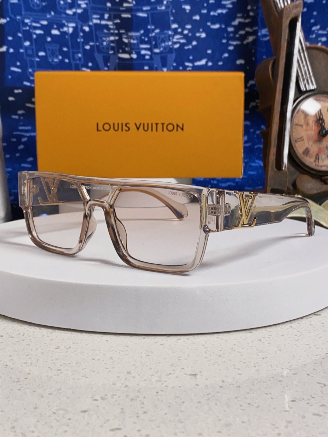 [홍콩명품Louis Vuitton] 루이비통 26SS 로고 연예인 남여 선글라스 LV047 SG1-A 홍콩명품쇼핑몰,쇼핑몰,해외직구,구매대행