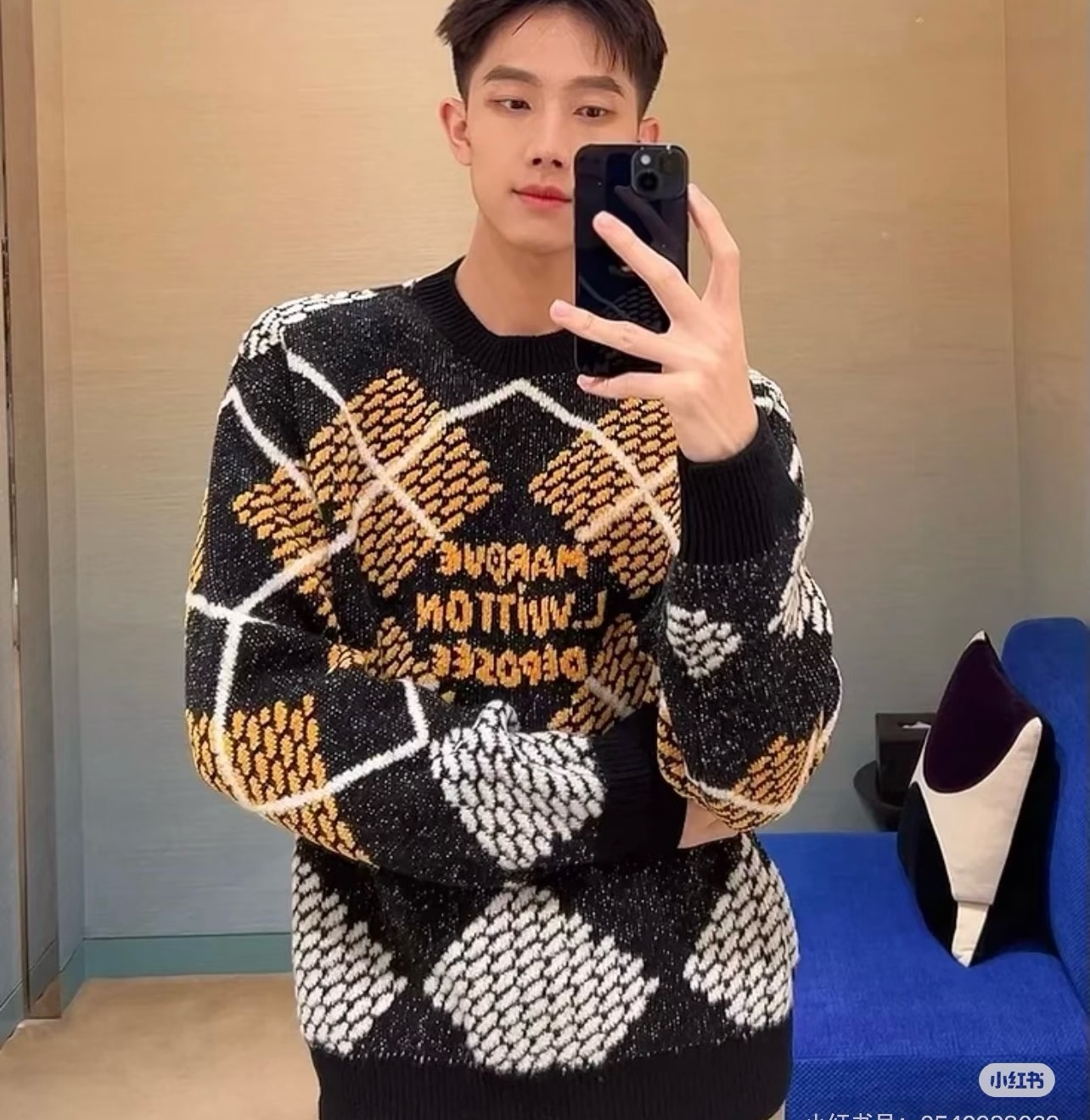 [홍콩명품.LOUIS VUITTON] 루이비통 2026 남성용 니트 풀오버  LV3679 PD 홍콩명품의류,구매대행,온라인명품