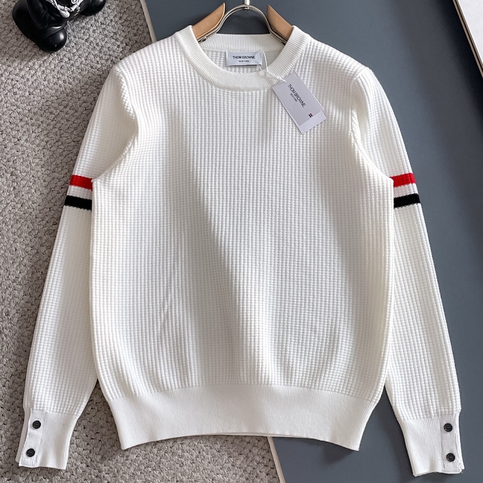 [홍콩명품.THOM BROWNE ] 톰 브라운 2026 남성용 니트풀오버 TB1512 PD 홍콩명품의류,구매대행,온라인명품