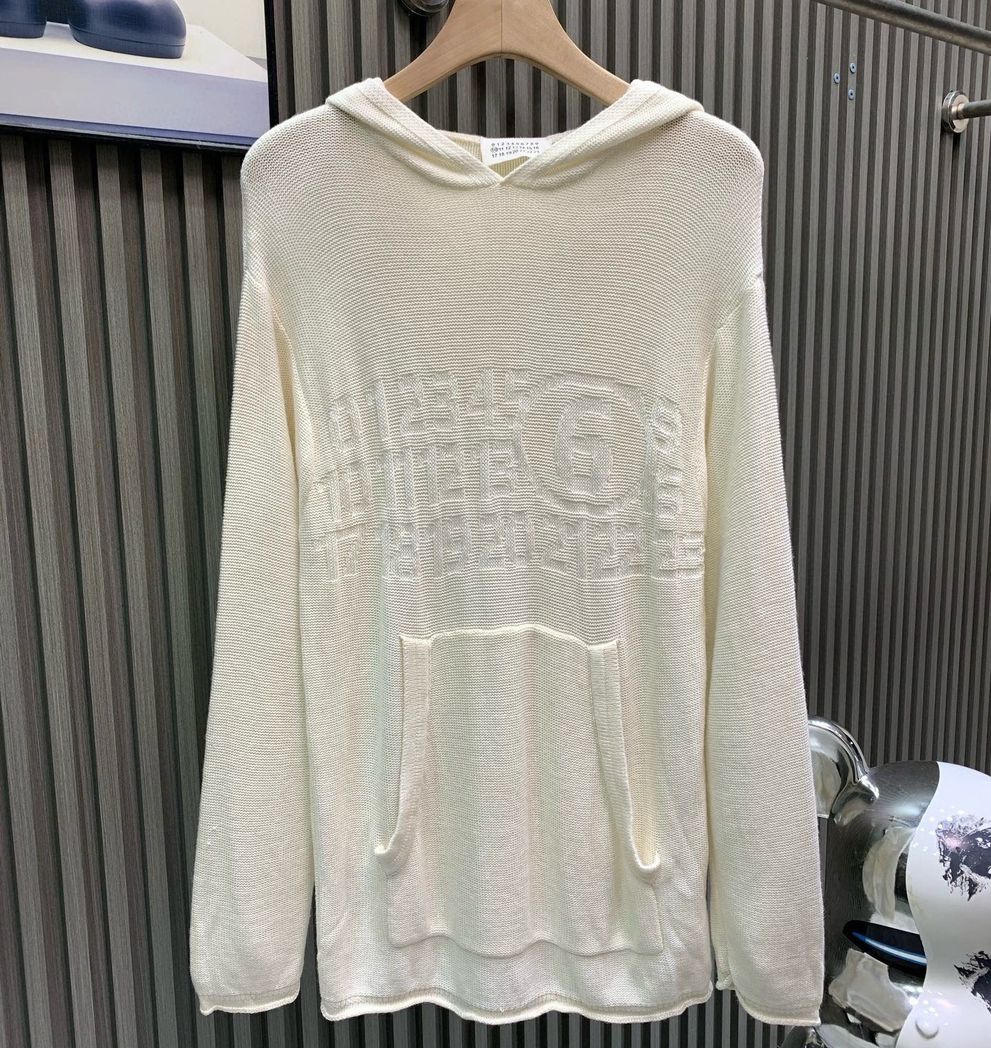 [홍콩명품.MAISON MARGIELA] 메종마르지엘라 2026 남성용 니트 풀오버 MM1098 HD 홍콩명품의류,구매대행,온라인명품