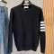 [홍콩명품.THOM BROWNE ] 톰 브라운 2026 남성용 니트풀오버 TB1561 PD 홍콩명품의류,구매대행,온라인명품